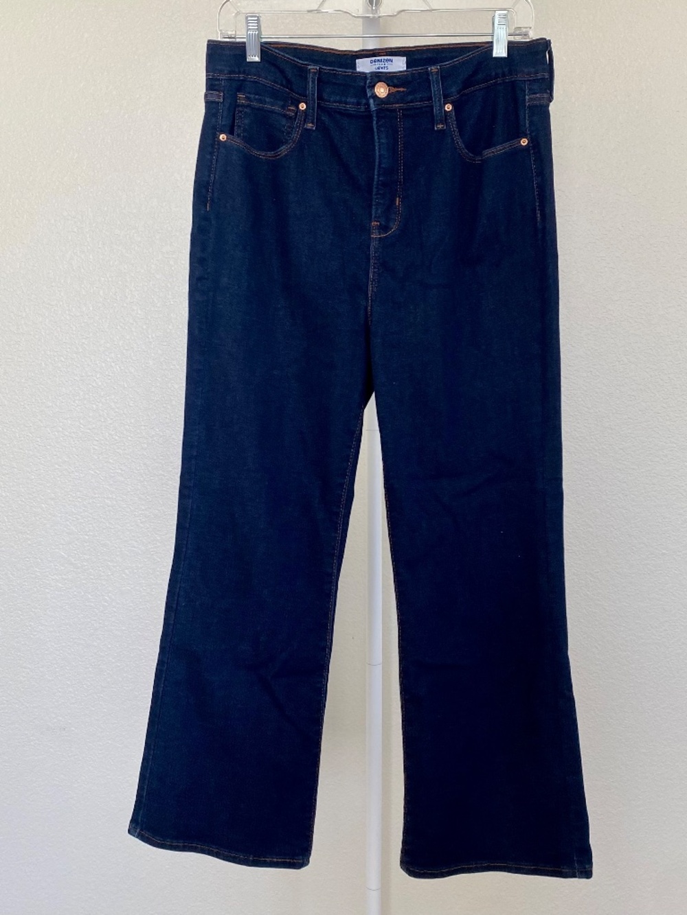 Denizen from Leviʻs Womenʻs Dark Blue Ultra High Rise Crop Flare Jeans Size 10
